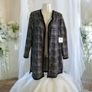 JACKET NWT by Rafaella 86$ black and white new with tag Holiday ready gi…